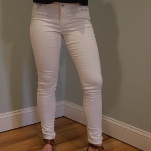 Old navy white rockstar regular jean